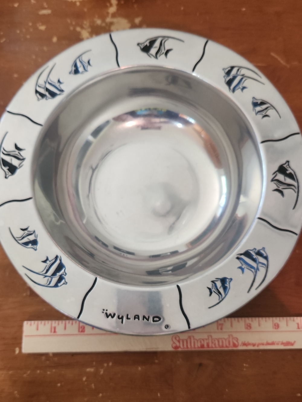 The Wilton Company Vintage Bowl Armetale Aluminum Alloy Wyland Designer Series